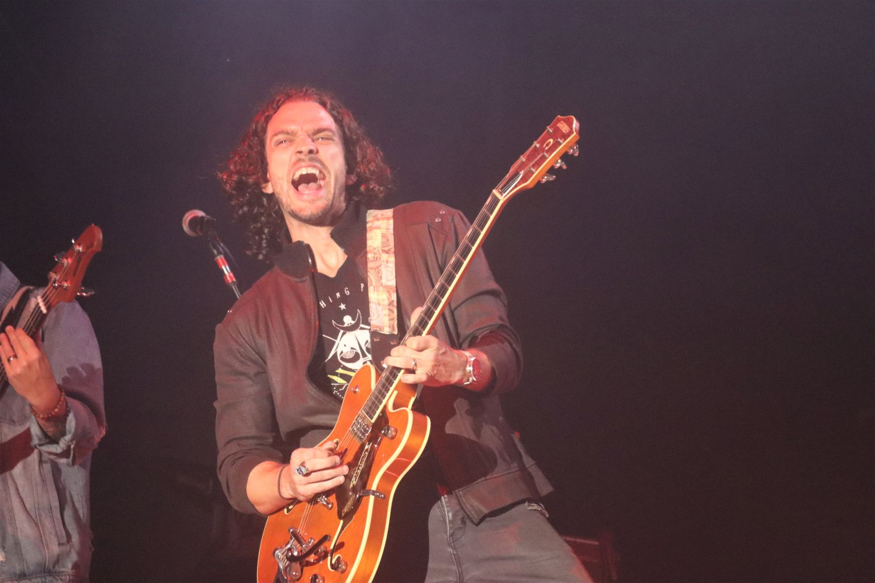 Kane Brown guitarist